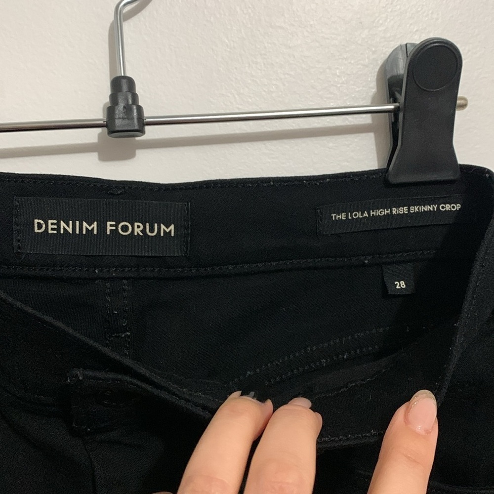Aritzia Denim Forum The LoLa High Rise Black Skinny Crop Jeans size 28 - Picture 4 of 5